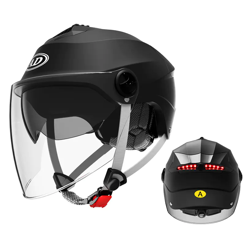 818 LED-Sicherheitsrücklicht, halber Gesichts-Motorradhelm, Doppelvisier-Helm